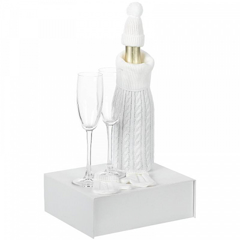 Новогодний набор с бокалами и одеждой на бутылку - рис 2.