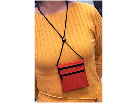 Нагрудный кошелек Путешествие, красный - рис 4.