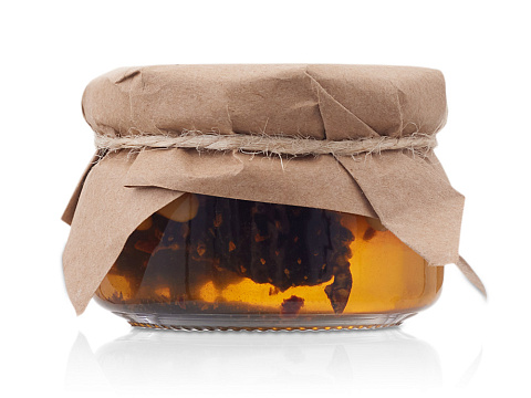 Мед с сосновой шишкой и кедровым орехом 120 гр.